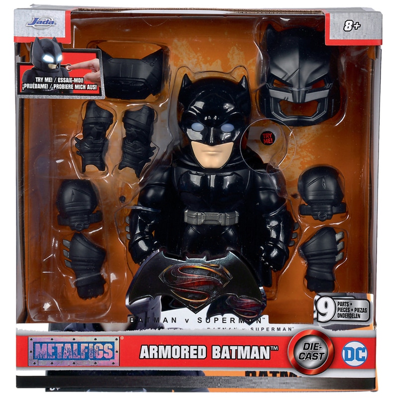 Figurine 15 cm + armure Batman