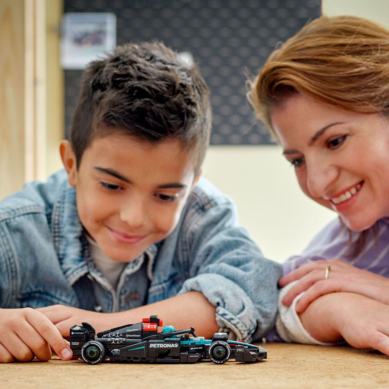 Lego 77244 - Véhicule f1 merced amg f one - Lego Speed Champions