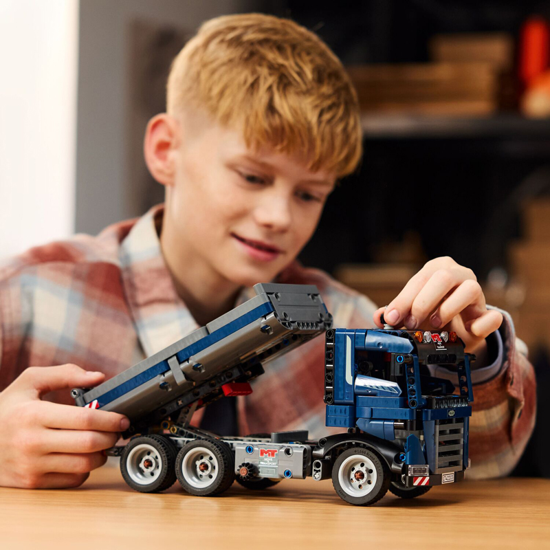 Lego 42203 - Tipping dump truck - Lego Technic